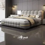 ⁦سرير كينج مع مرتبة ولوح خلفي مبطن⁩ - الصورة ⁦2⁩