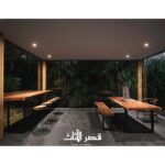 ⁦طاولة واربع كراسي خشبية بتصميم كلاسيكي⁩ - الصورة ⁦3⁩