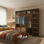 دولاب ملابس بتقسيم واسع للملابس