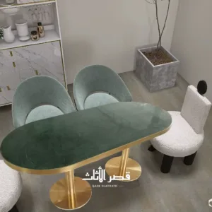 طاولة طعام بيضاويه من الرخام الأخضر