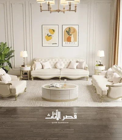 كنبة كلاسيك بتنجيد مبطن وإطار منحوت