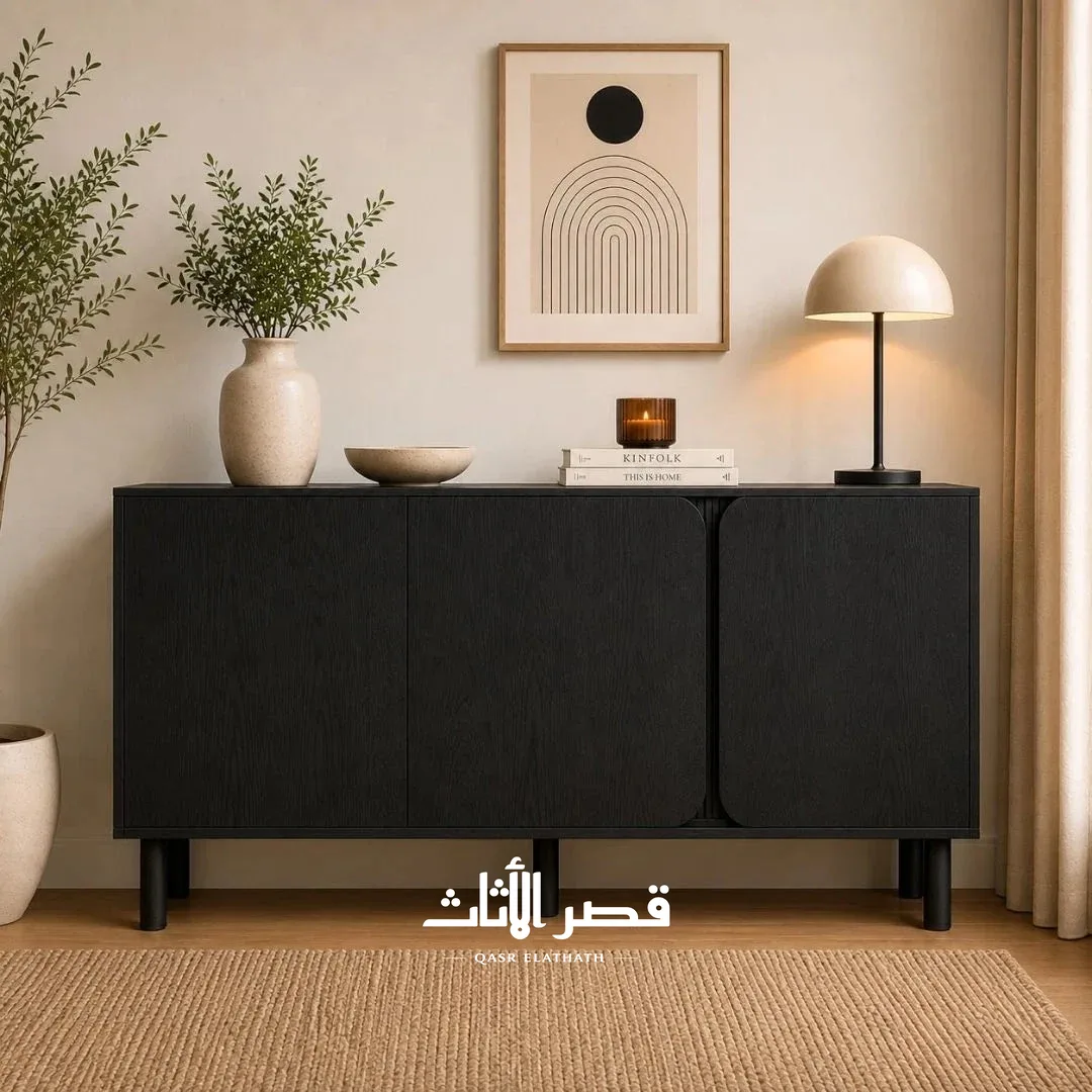 بوفيه أرلو بثلاثة أبواب وستة أرفف قابلة للتعديل — أسود