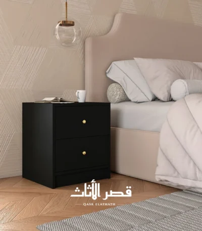 طاولة سرير سول بدرجين وتشطيب ملبّس بسيط — أسود